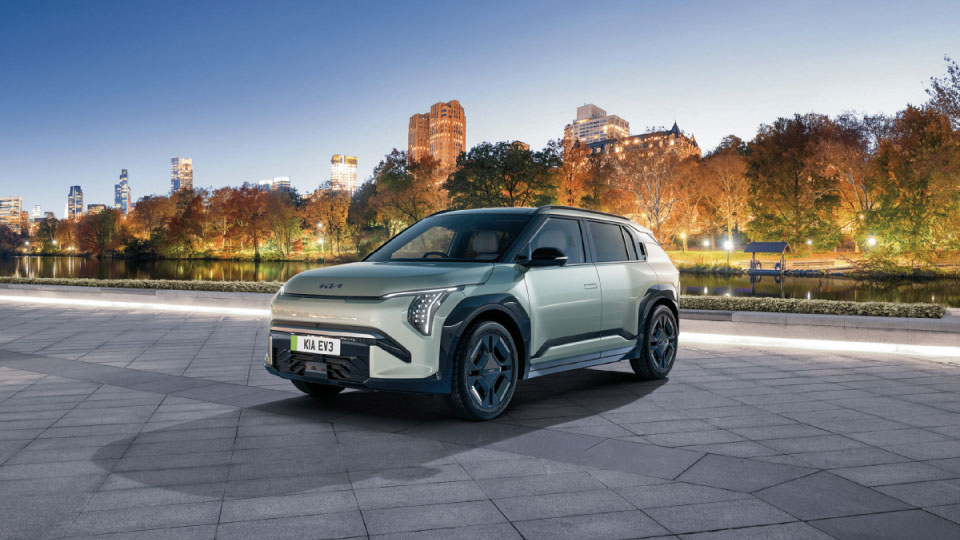 Front angled view of Kia EV3