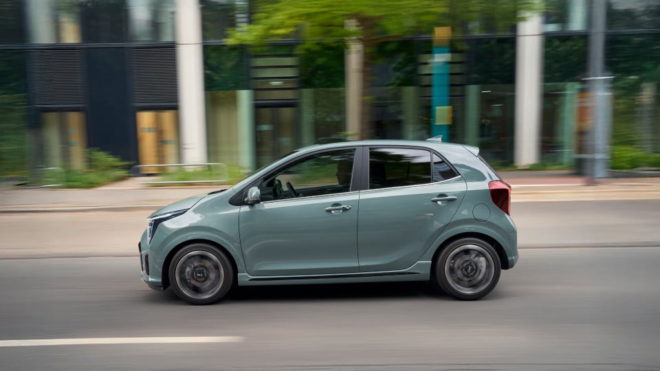 Front angled view of Kia Picanto