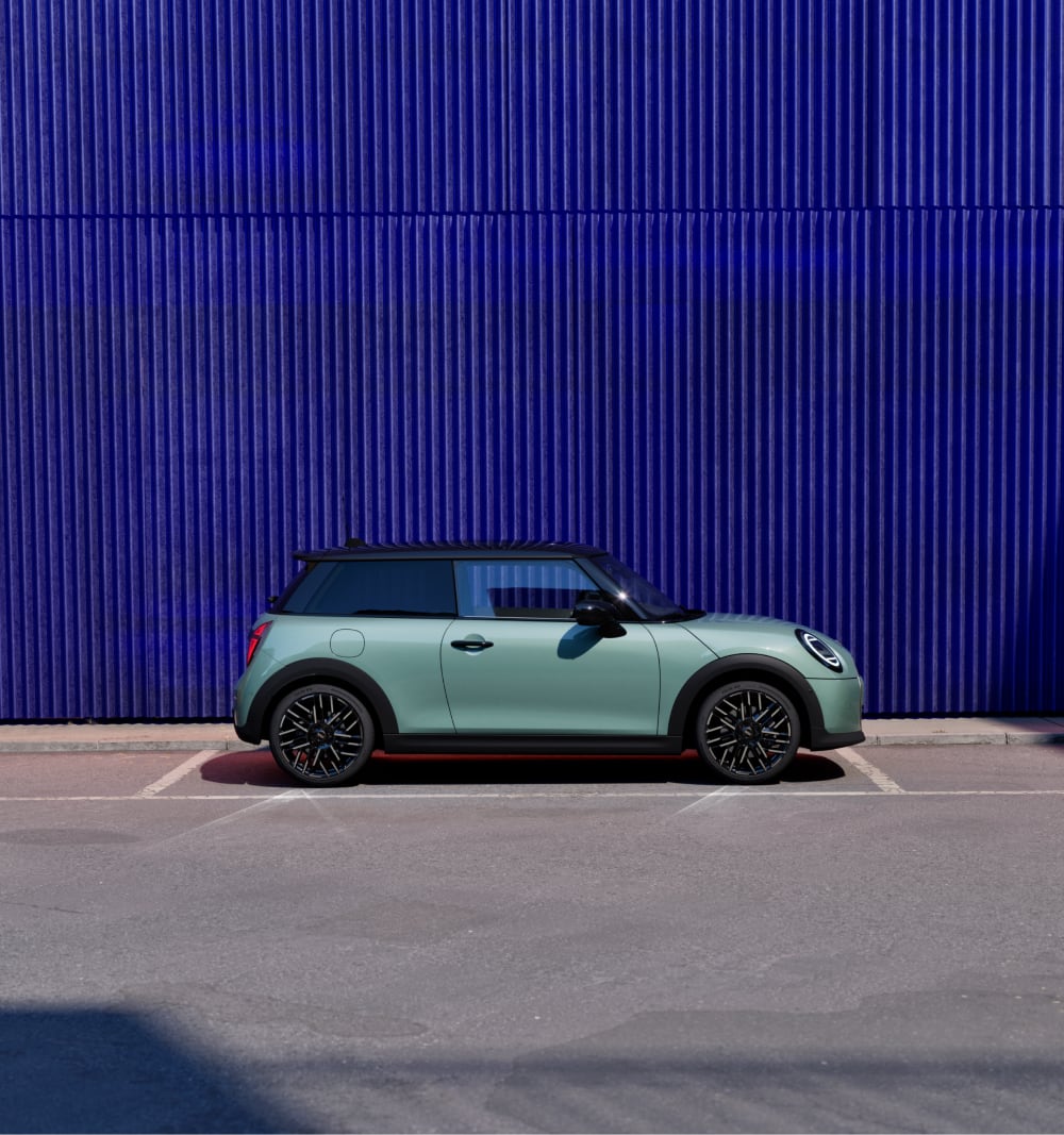 Side view of MINI Cooper